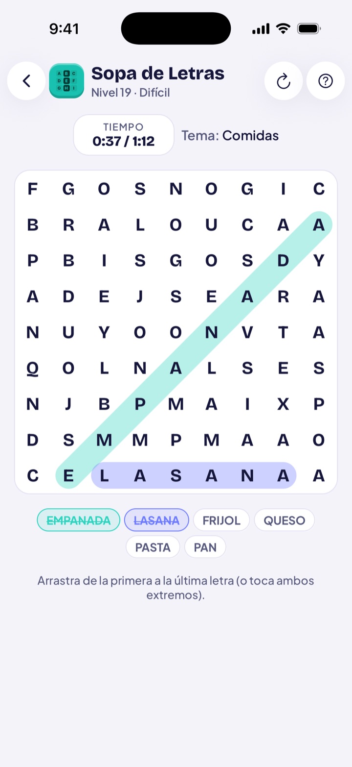 Sopa de letras con las palabras encontradas marcadas en cápsulas de colores